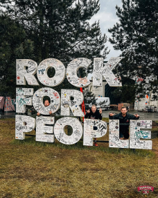 Tak čau, Rock for People!