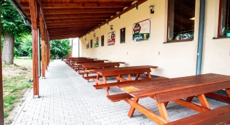 Hospůdka s bowlingem